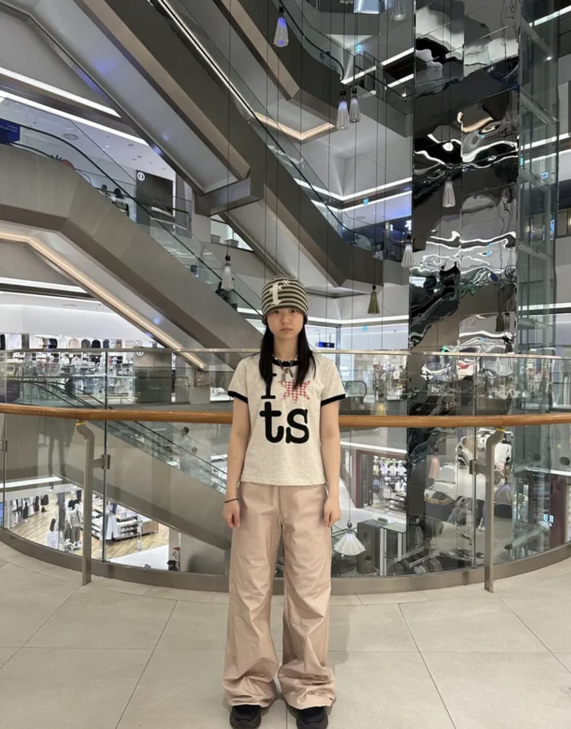 탄산마그네슘 링거 티셔츠 아이보리 (우먼 상품이미지3