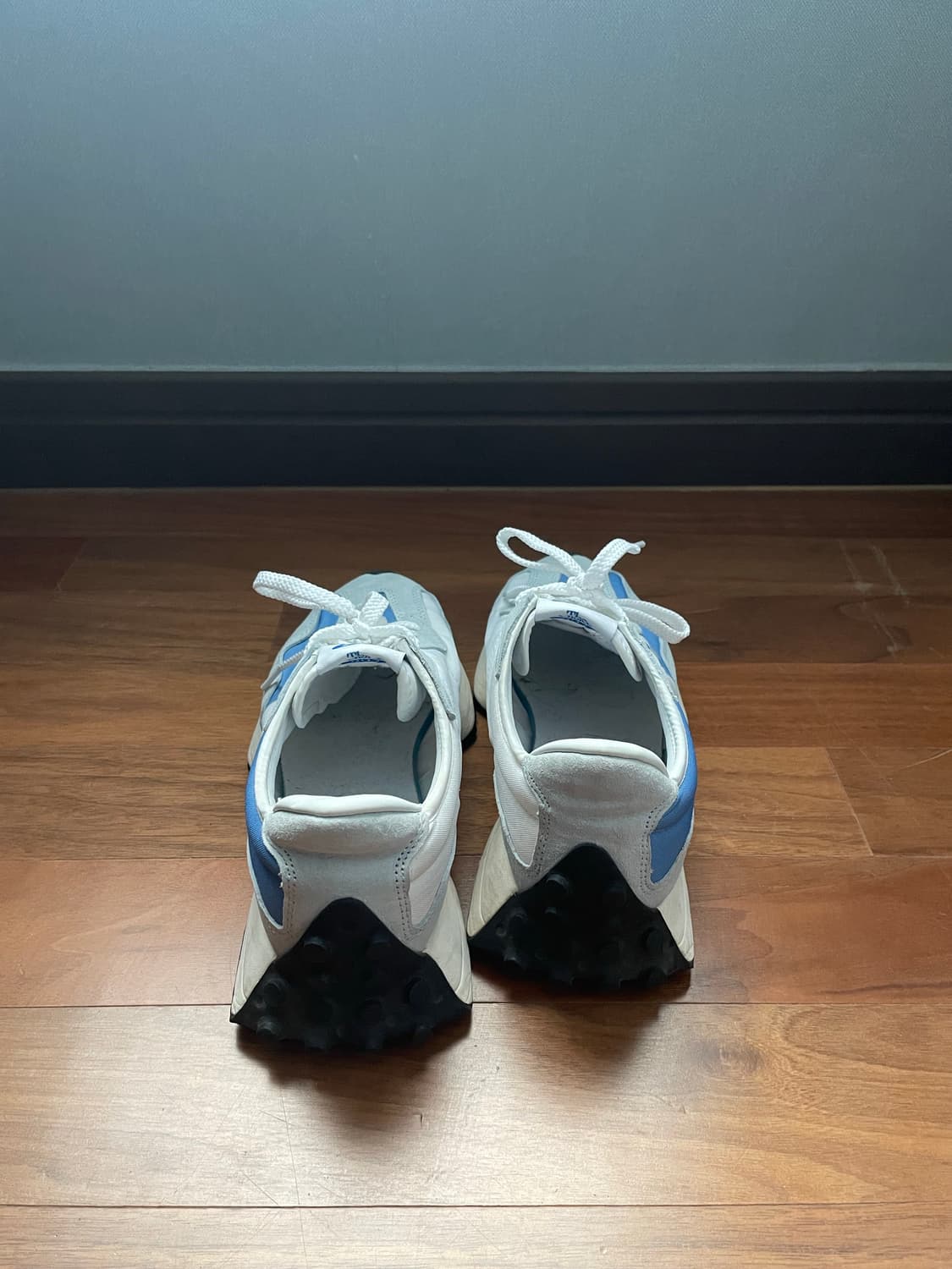 뉴발란스 327  상품이미지5