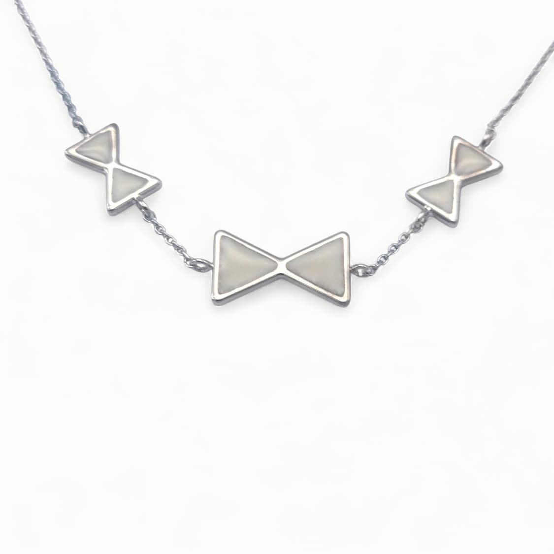 끌로에 리본 목걸이 상품이미지2