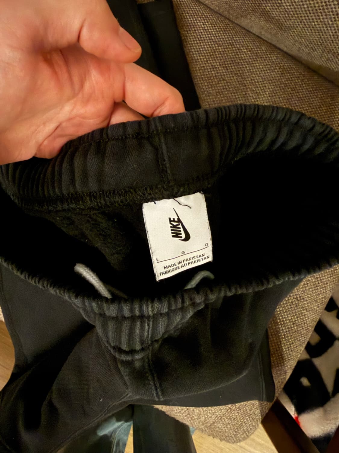 나이키 오픈 헴 플리스 팬츠 FN3343-010 상품이미지3