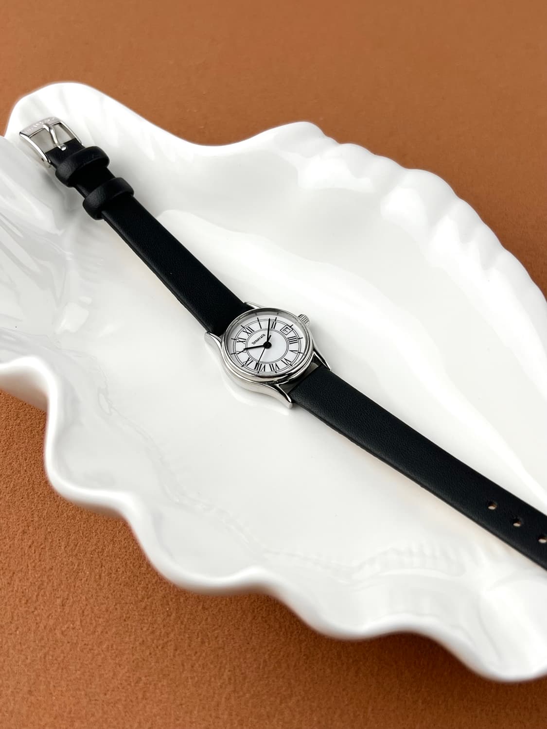 TIFFANY&CO Lady classic round watch 상품이미지3