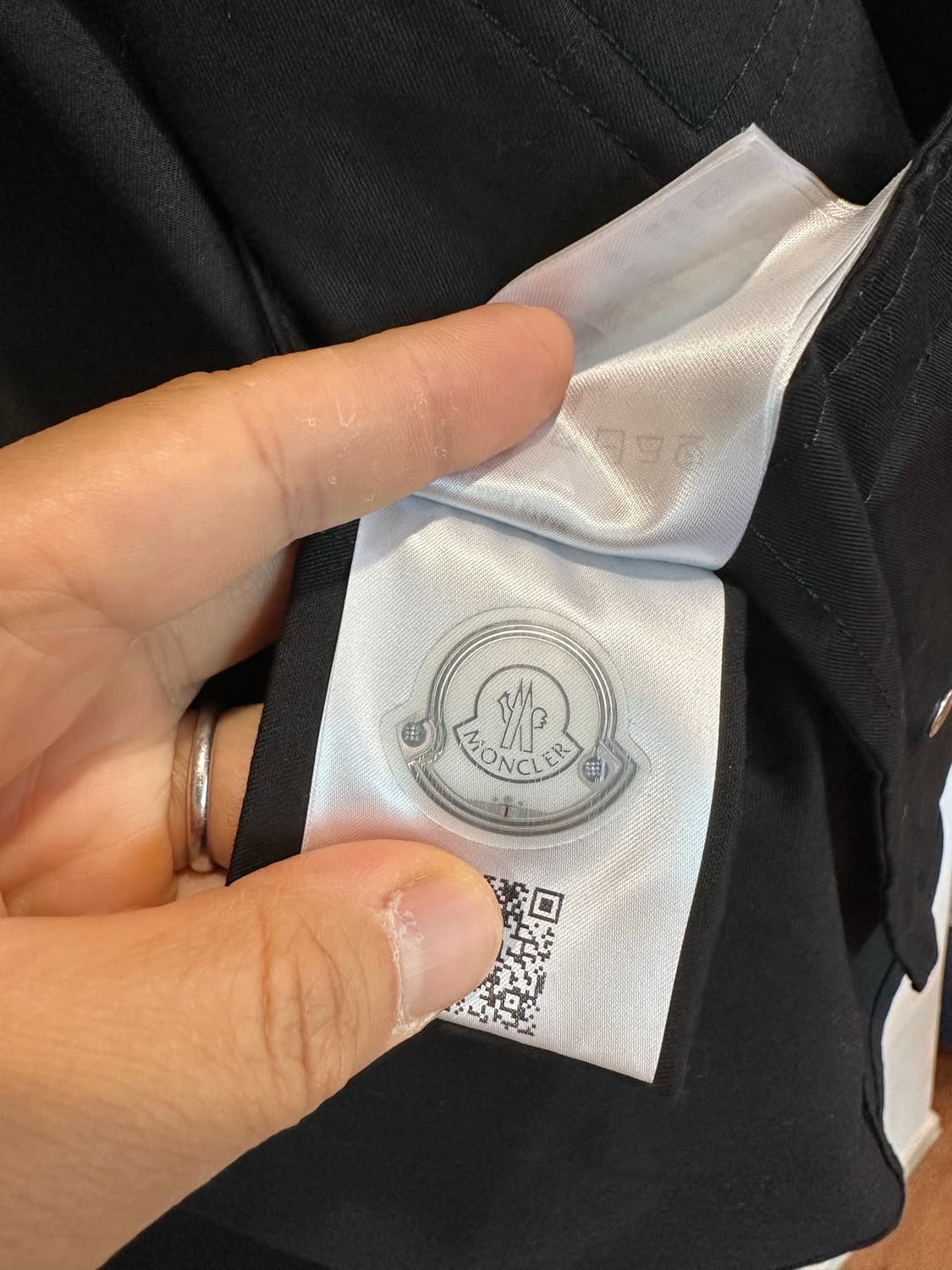 몽클레르 오버셔츠 블랙컬러 상품이미지5