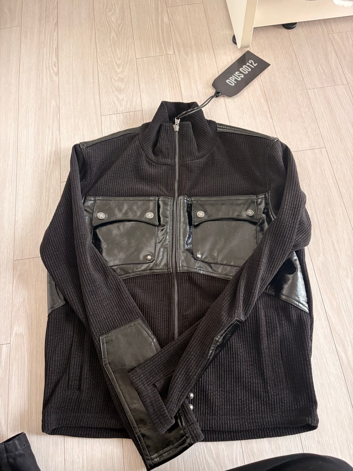 Op. 03 COMBAT LEATHER PATCH KNIT-ZIP BLA 상품이미지2