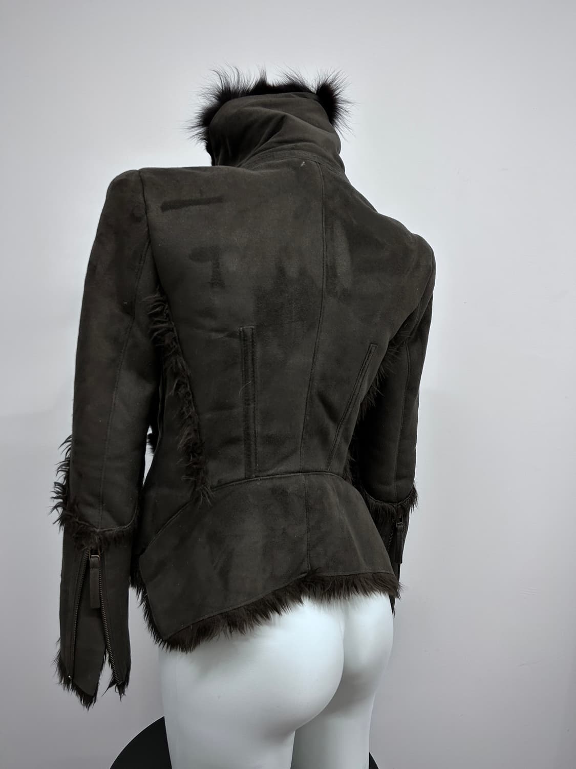 사선 하이넥 시어링 자켓 상품이미지3