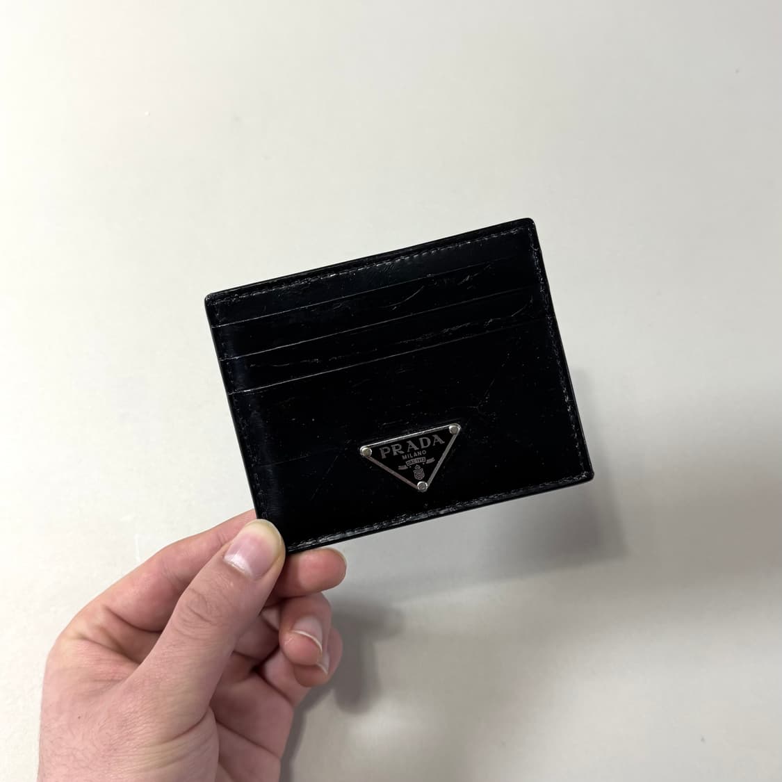 [백화점판/당일출고]프라다 브러시드 카드지갑 상품이미지2