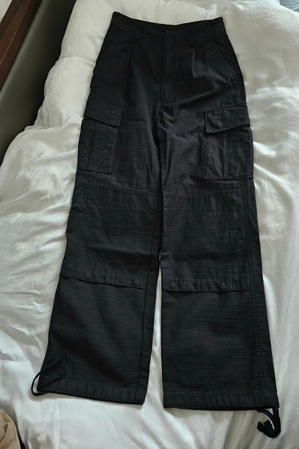 맥우드건 파번 4411 사틴코튼 카고팬츠

M 상품이미지1