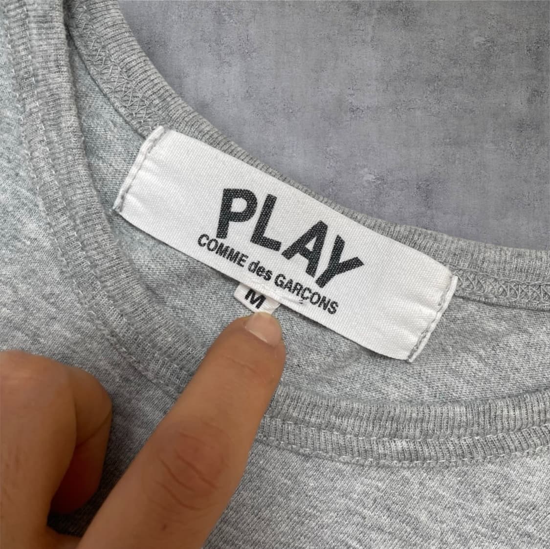 꼼데가르송 그레이 골드하트 반팔 티셔츠 M 상품이미지2