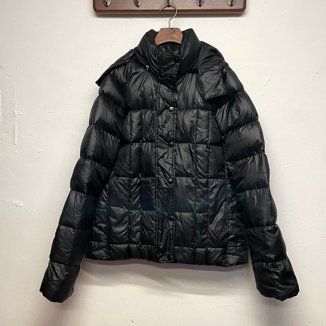 나이키 (우먼) 바둑판 덕 다운 숏 패딩    상품이미지1