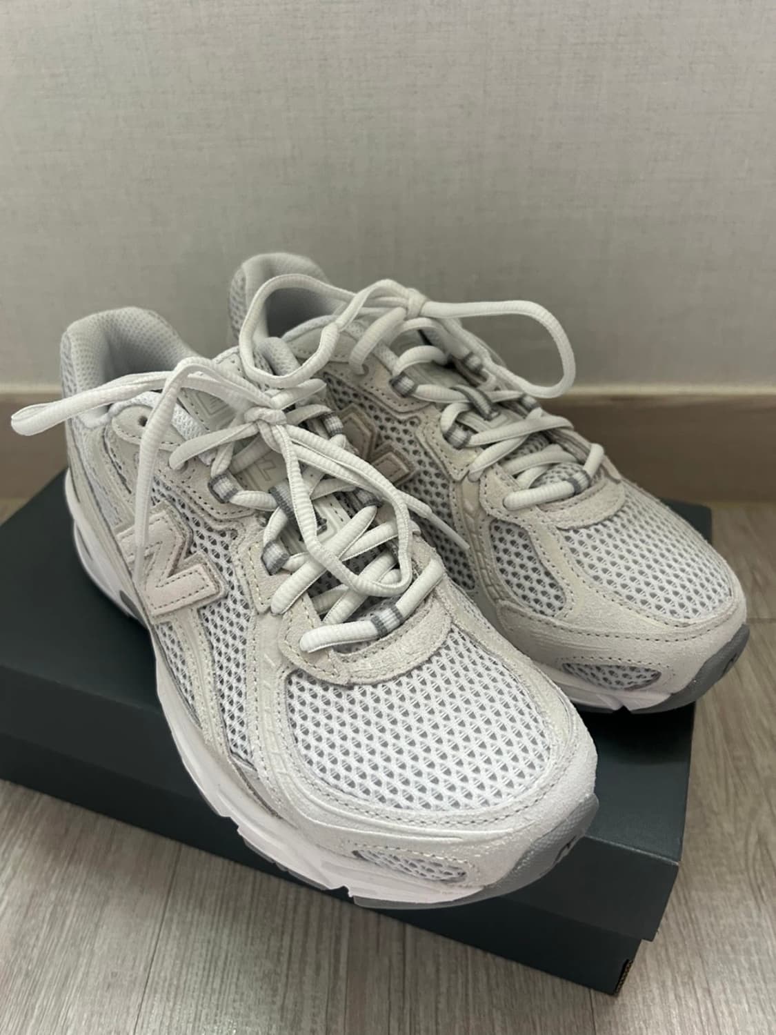 [새상품] 뉴발란스 740v2 (235) 상품이미지2