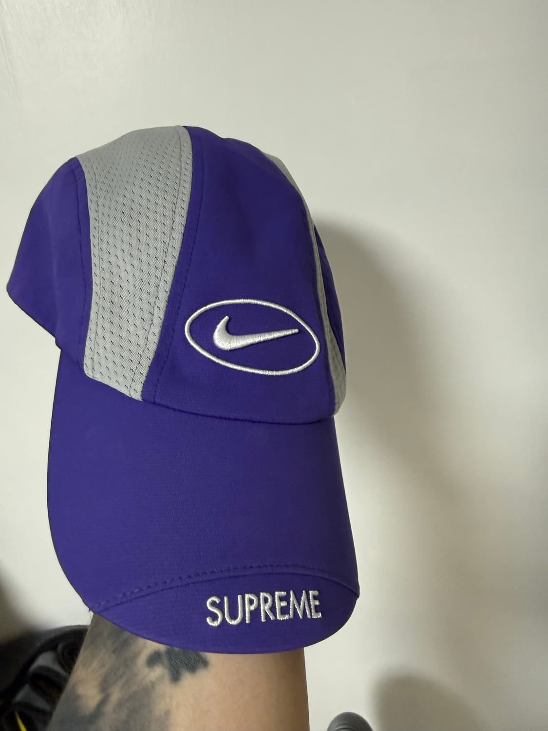 슈프림나이키 러닝햇 퍼플 상품이미지4