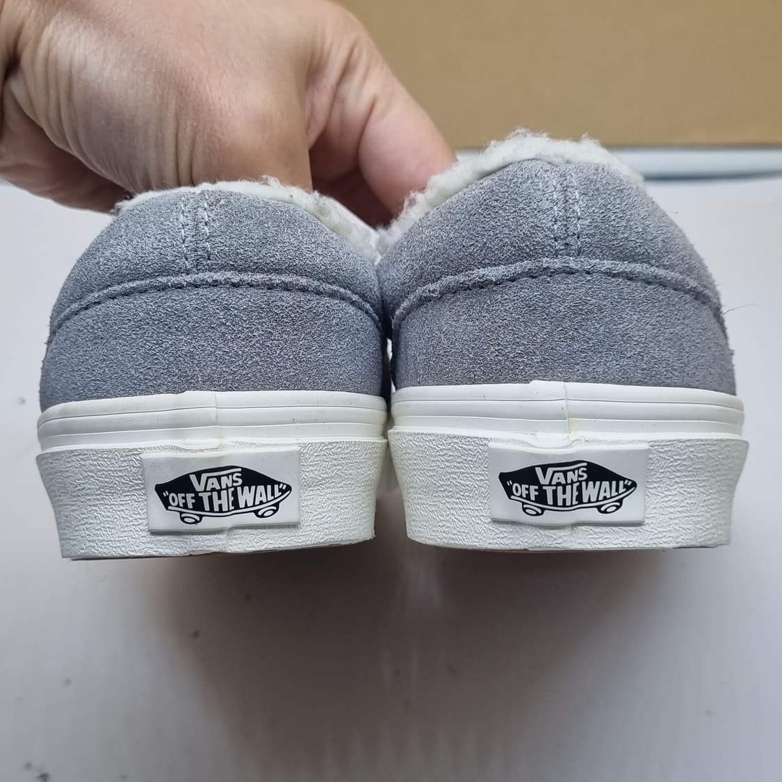 반스 코지허그 털 안감 슬립온 245. 상품이미지4