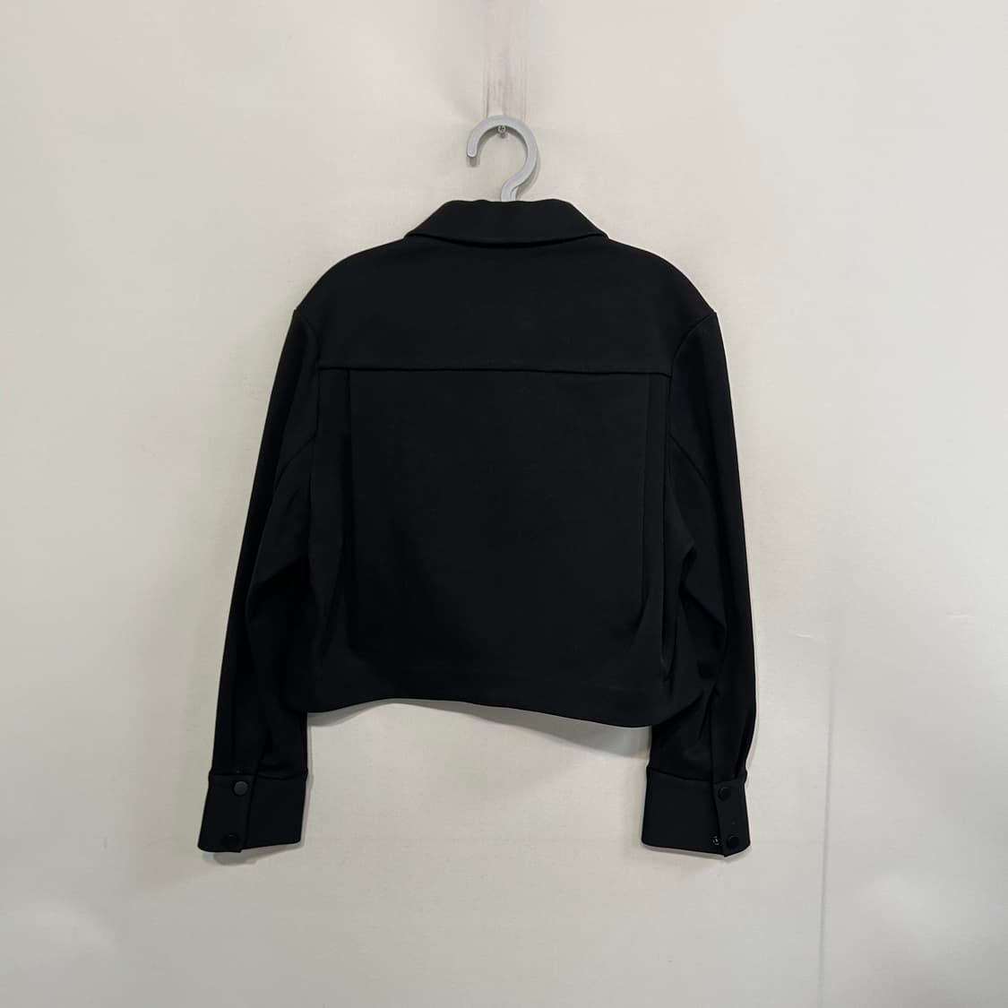 코스 COS 크롭 트윌 집업 자켓 S 여성 블랙 상태최상 상품이미지4