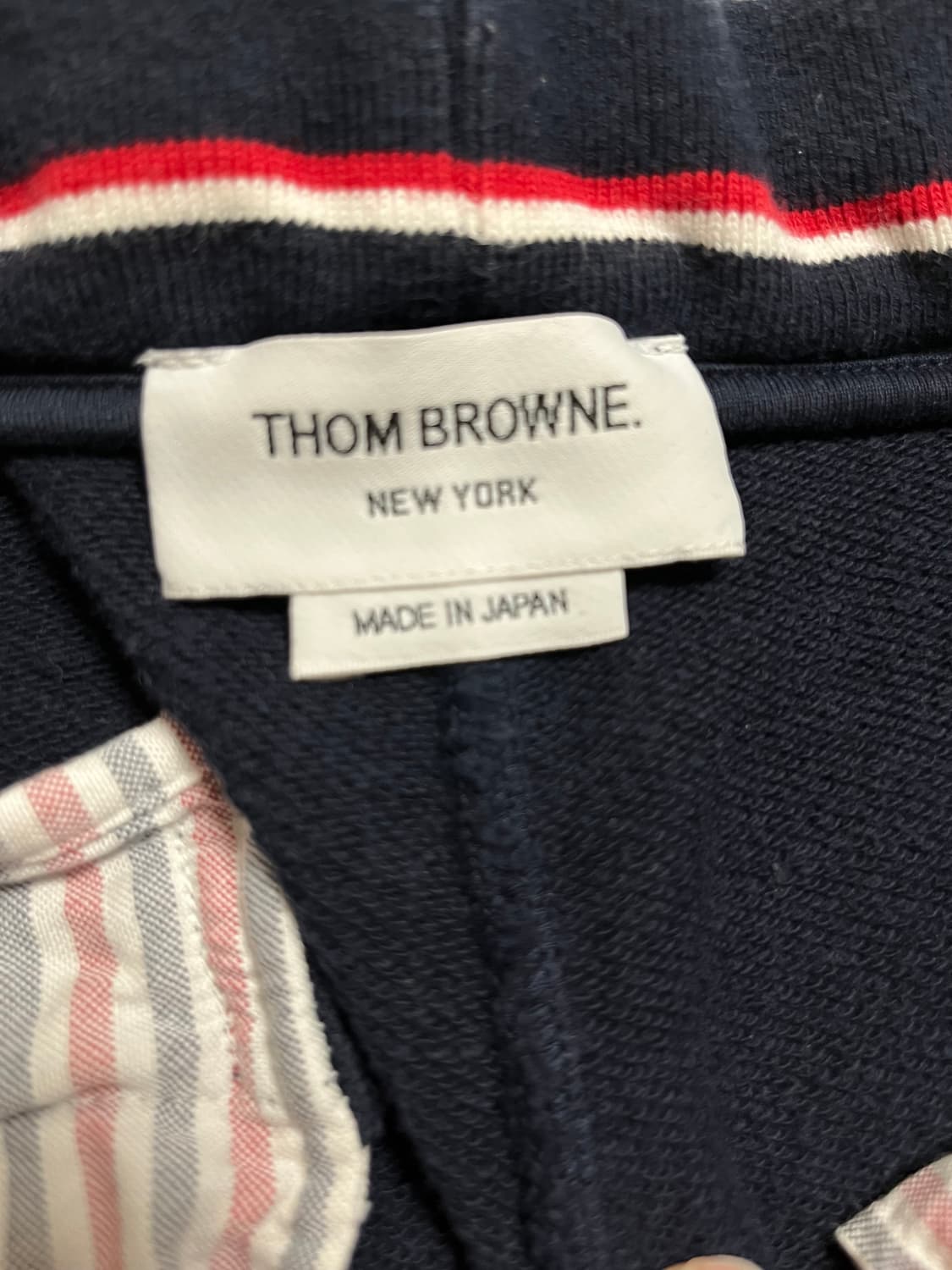 톰브라운 네이비 4선 반바지 사이즈 2 정품 상품이미지4