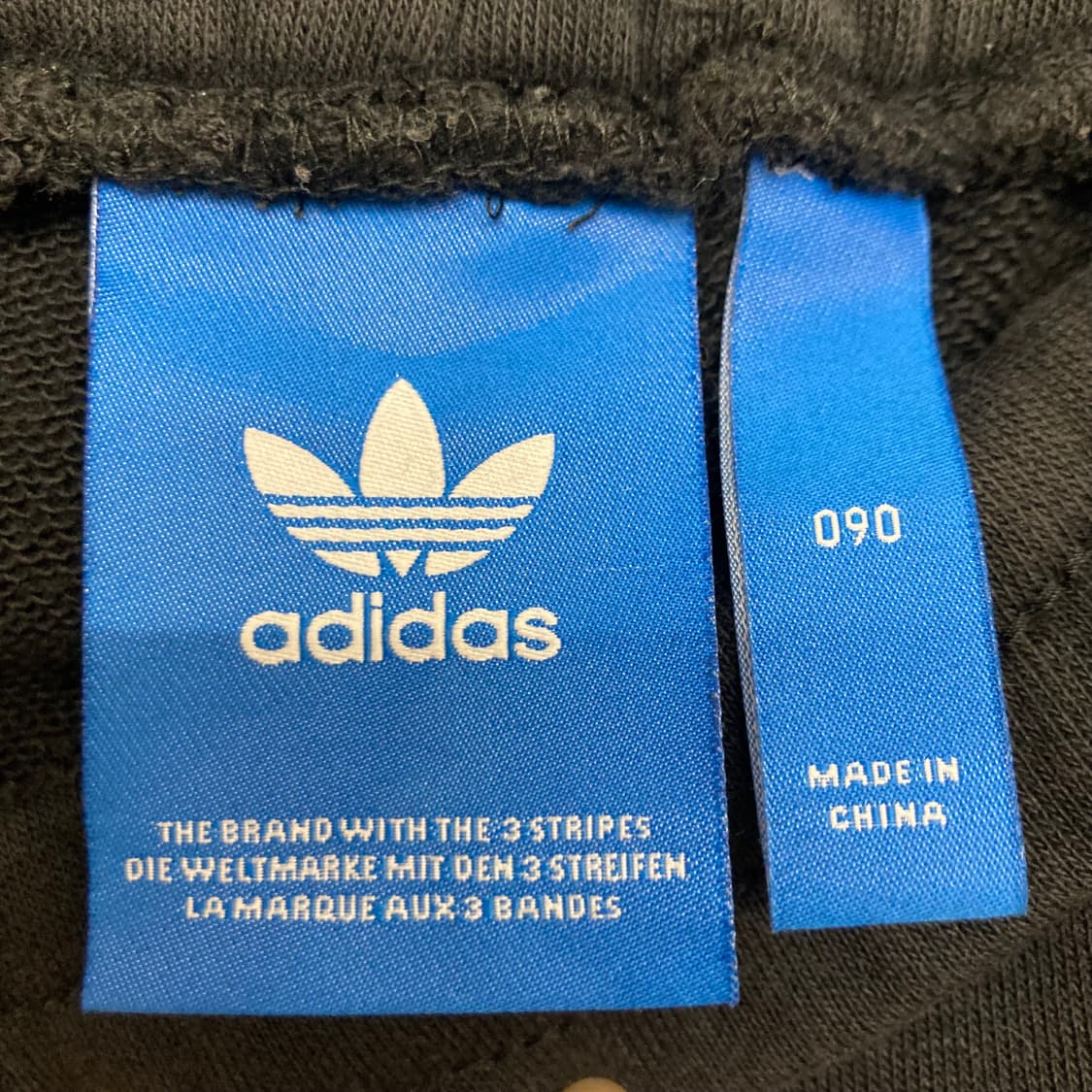 아디다스 카모 3스트라이프 스웻쇼츠 상품이미지3