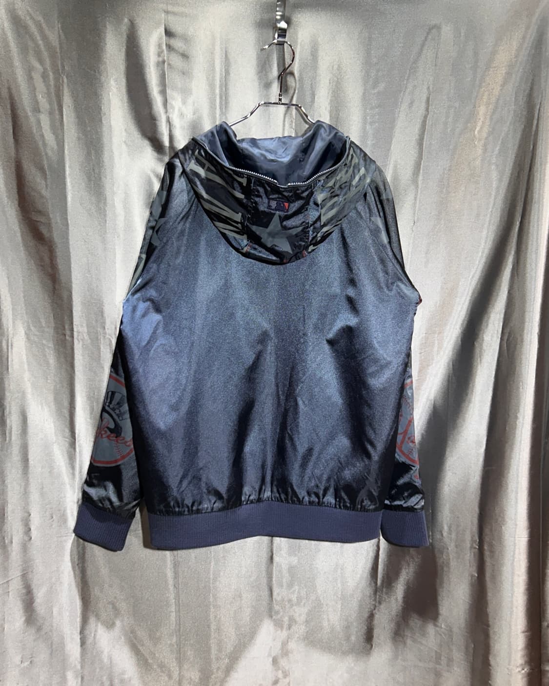 L MLB 뉴욕양키스 사틴 나일론 후드집업 상품이미지3