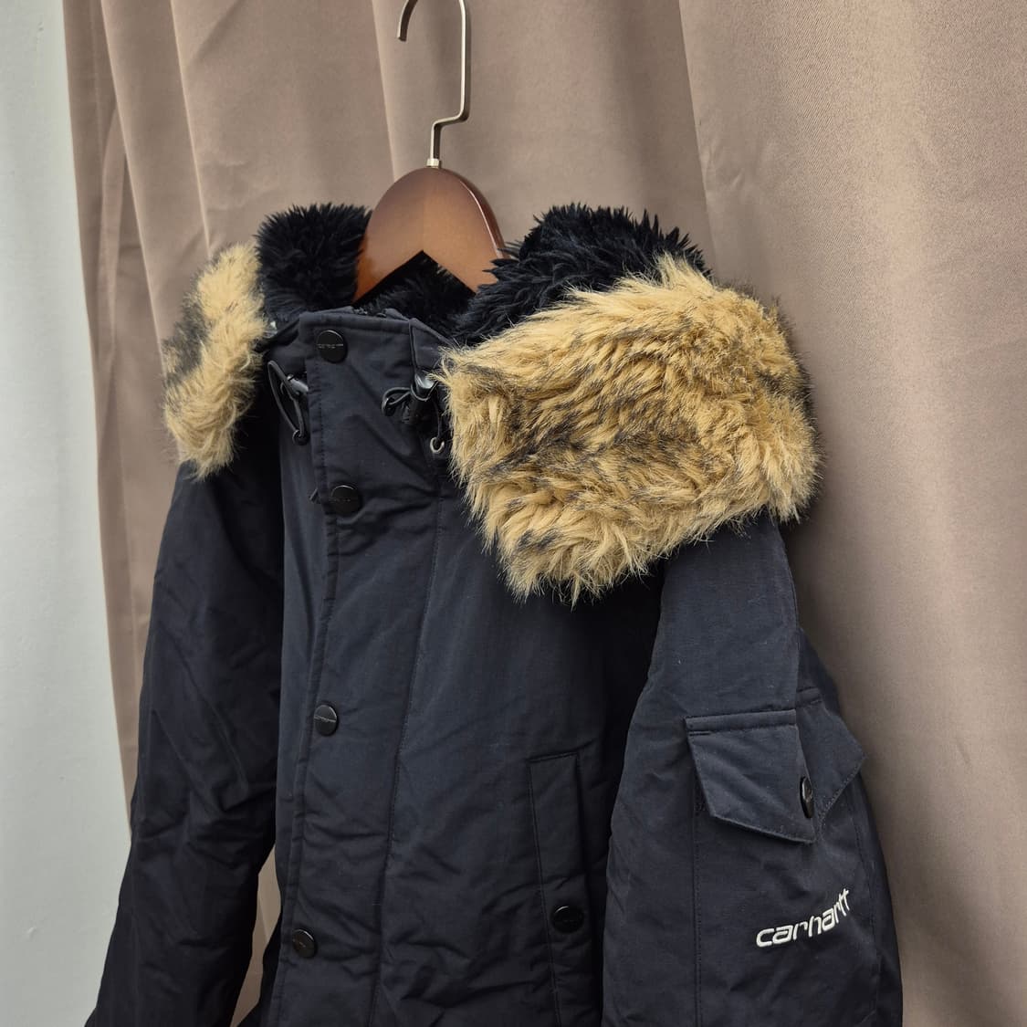 칼하트 트래커 파카 패딩점퍼 자켓 XS 상품이미지2