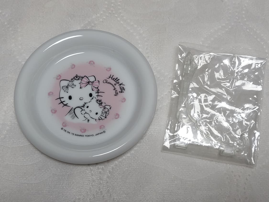 산리오 챠미키티 헬로키티 고전 미니 플레이트 거치대 딸기우유 양산형 방꾸 상품이미지2