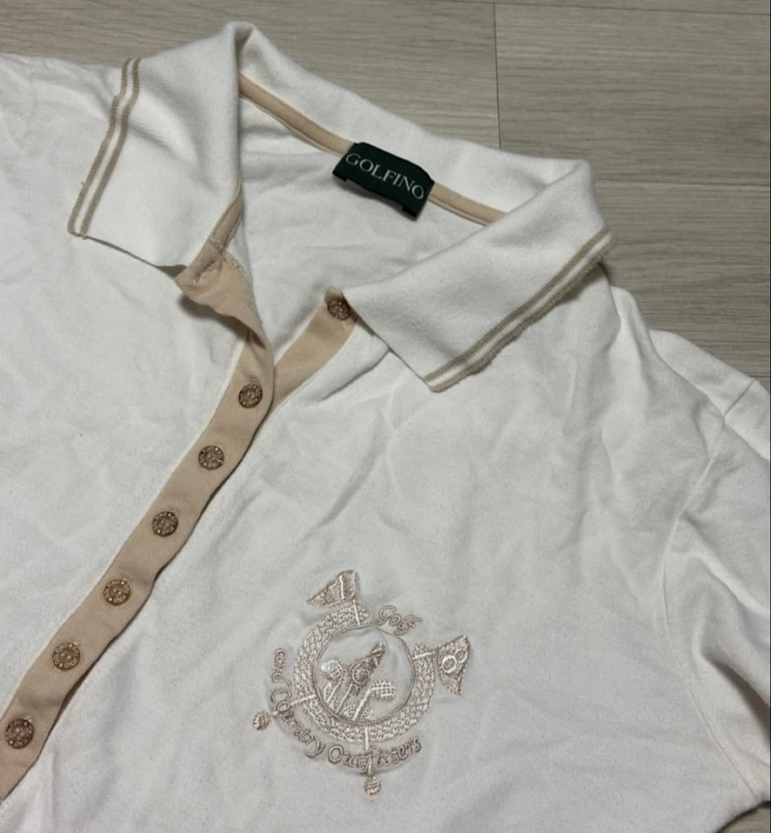 골피노 화이트 카라넥 긴팔 티셔츠 상품이미지3