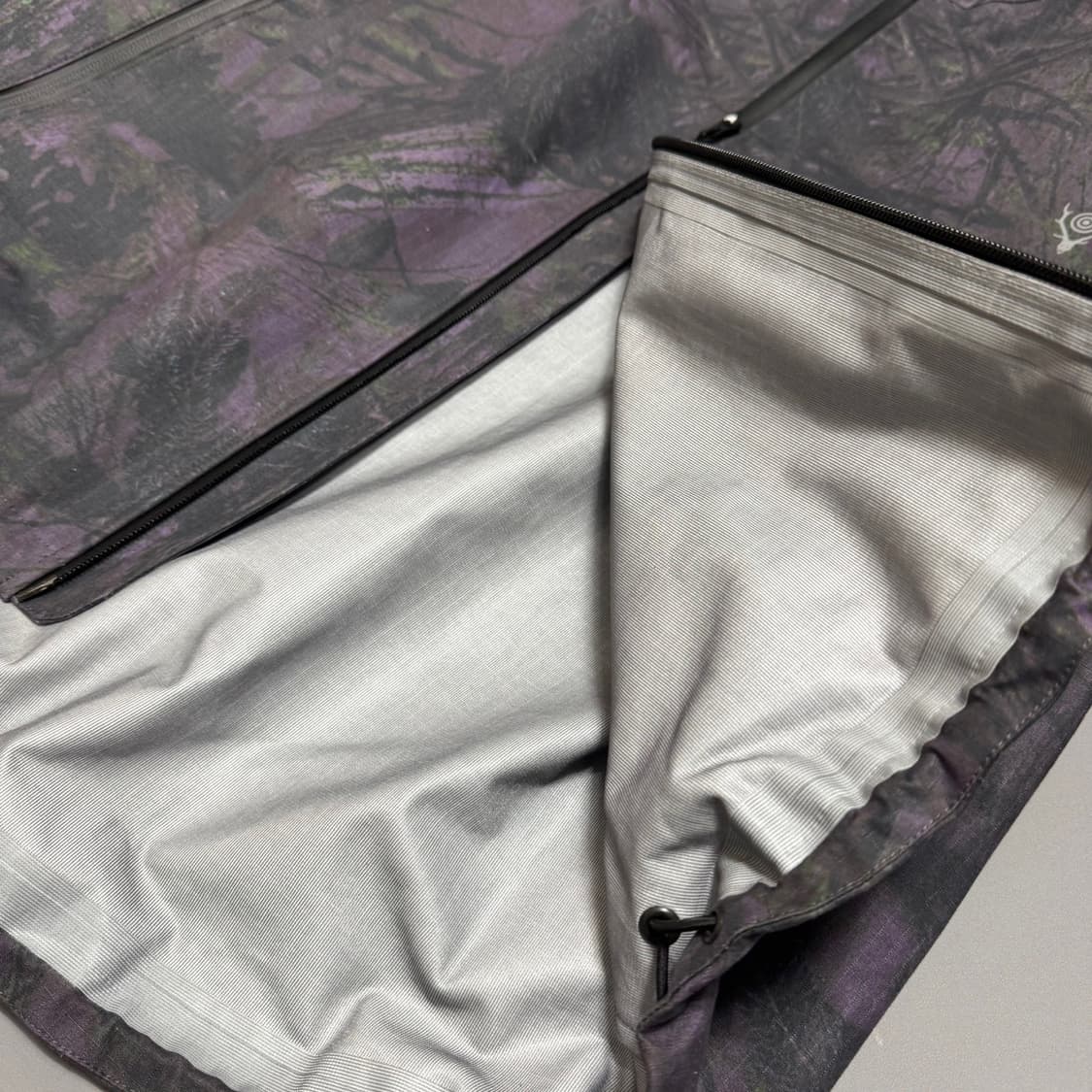 SOUTH2 WEST8 퍼플 카모패턴 웨더 이펙트 후드 윈드브레이커 상품이미지5