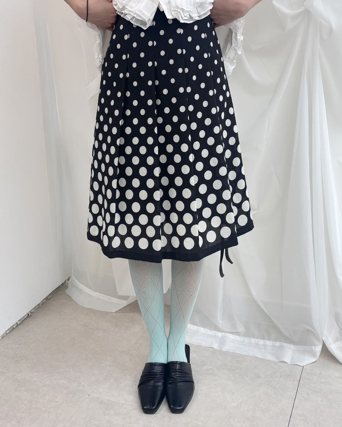 TRUDEA gradient dot pleated midi skirt 상품이미지1