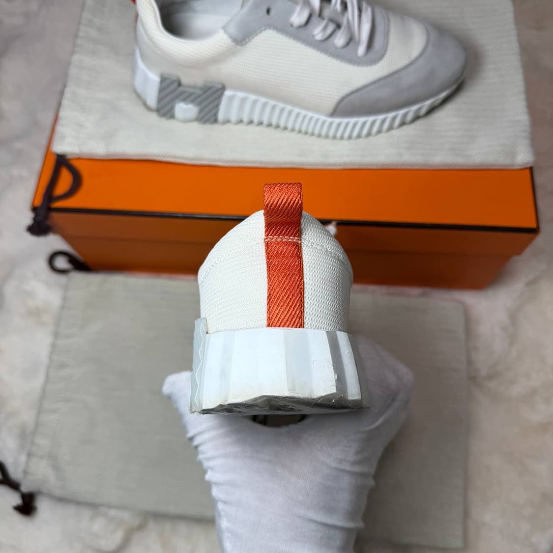 [새상품급/정품] 에르메스 바운싱 그레이 메쉬 카프스킨 스니커즈  상품이미지4