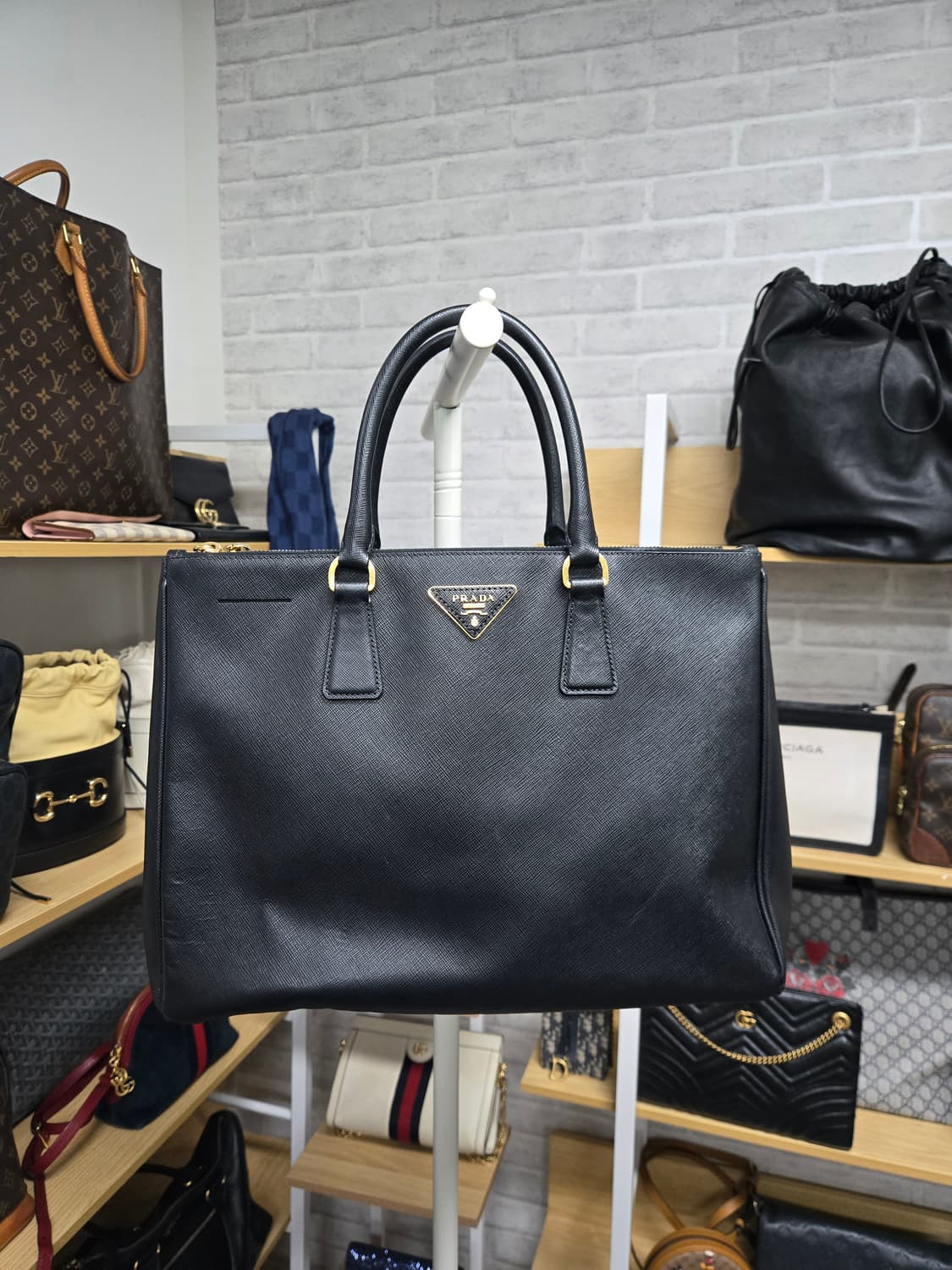 [특가][정품]프라다 사피아노 토트백 상품이미지1