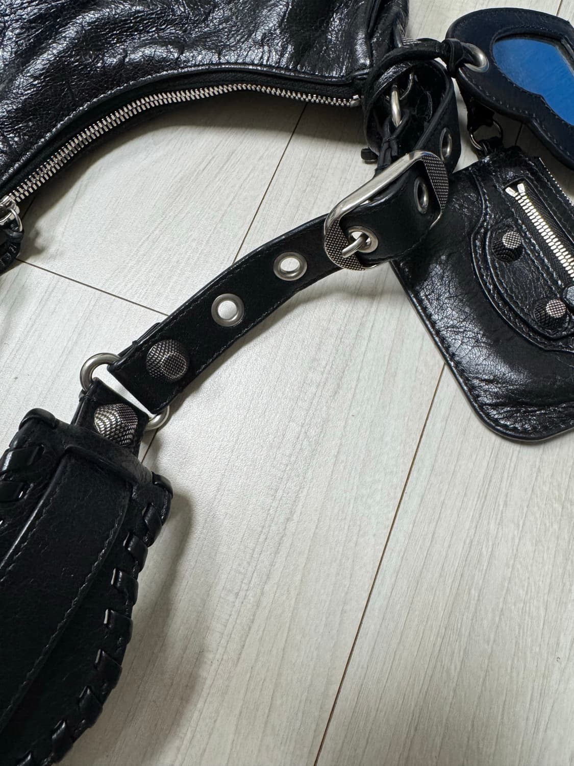 발렌시아가 르카골xs 블랙 실버 상품이미지6