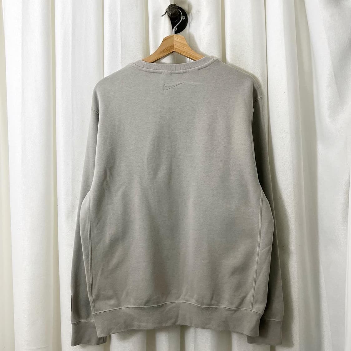 나이키 그레이 한글날 라운드 맨투맨 상품이미지6