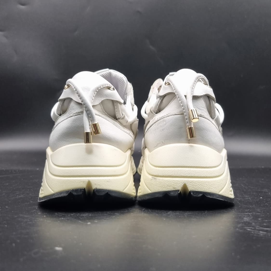 바네사브루노아떼 볼륨솔 스니커즈37 230 상품이미지4