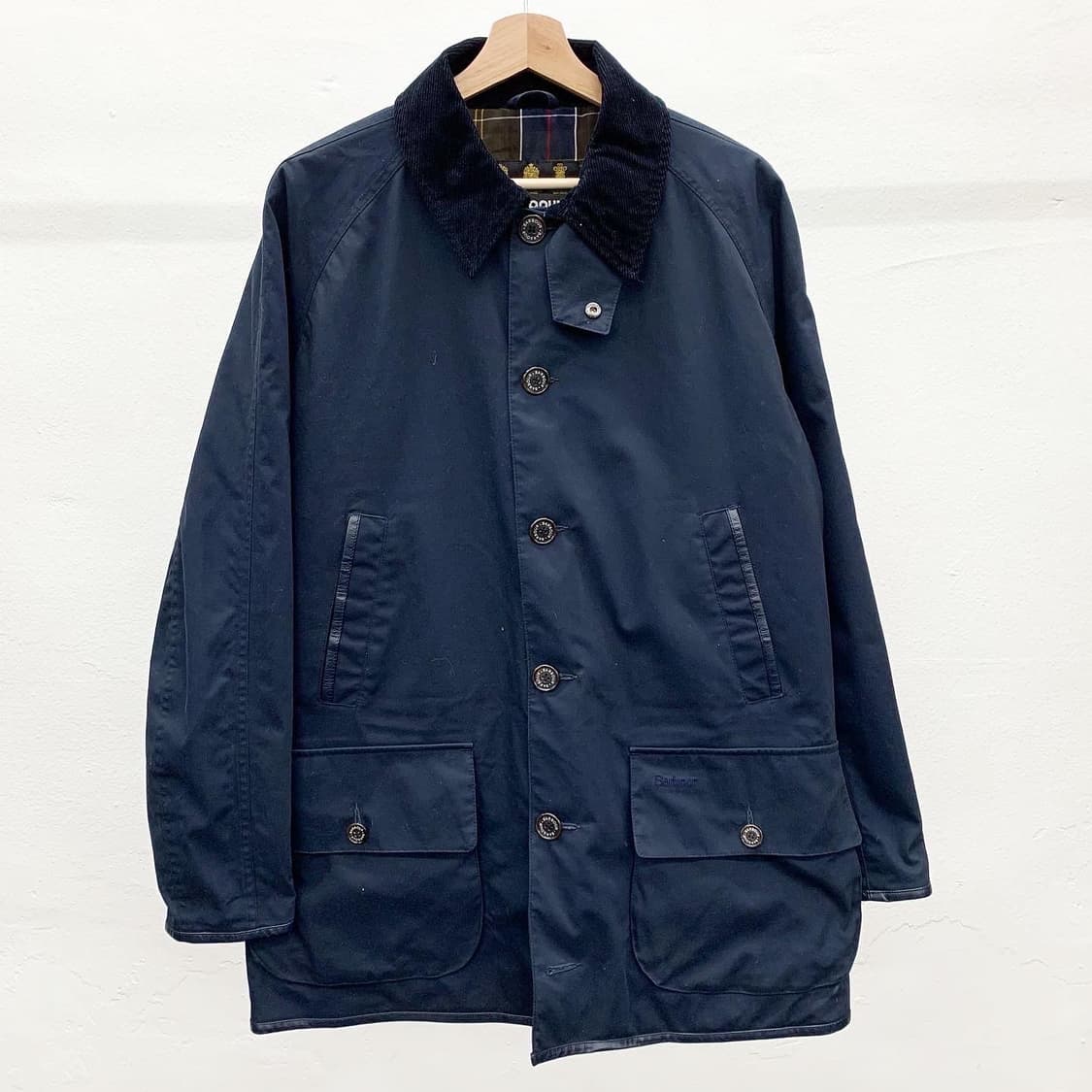 바버 인터네셔널 네이비 워터프루프 싱글 롱 자켓  상품이미지1