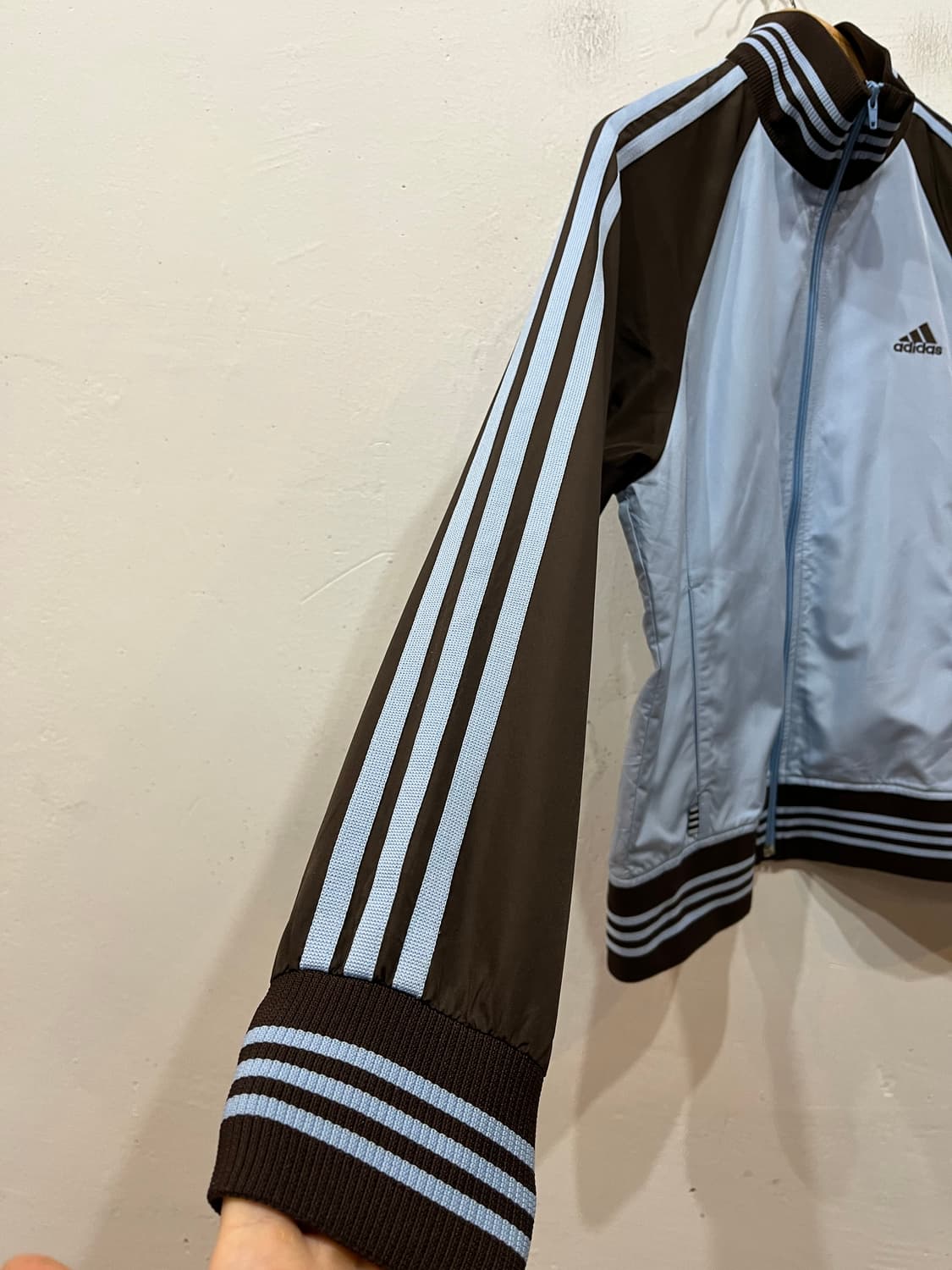 아디다스 재팬 스카이블루 브라운 윈드브레이커 우먼즈 상품이미지5