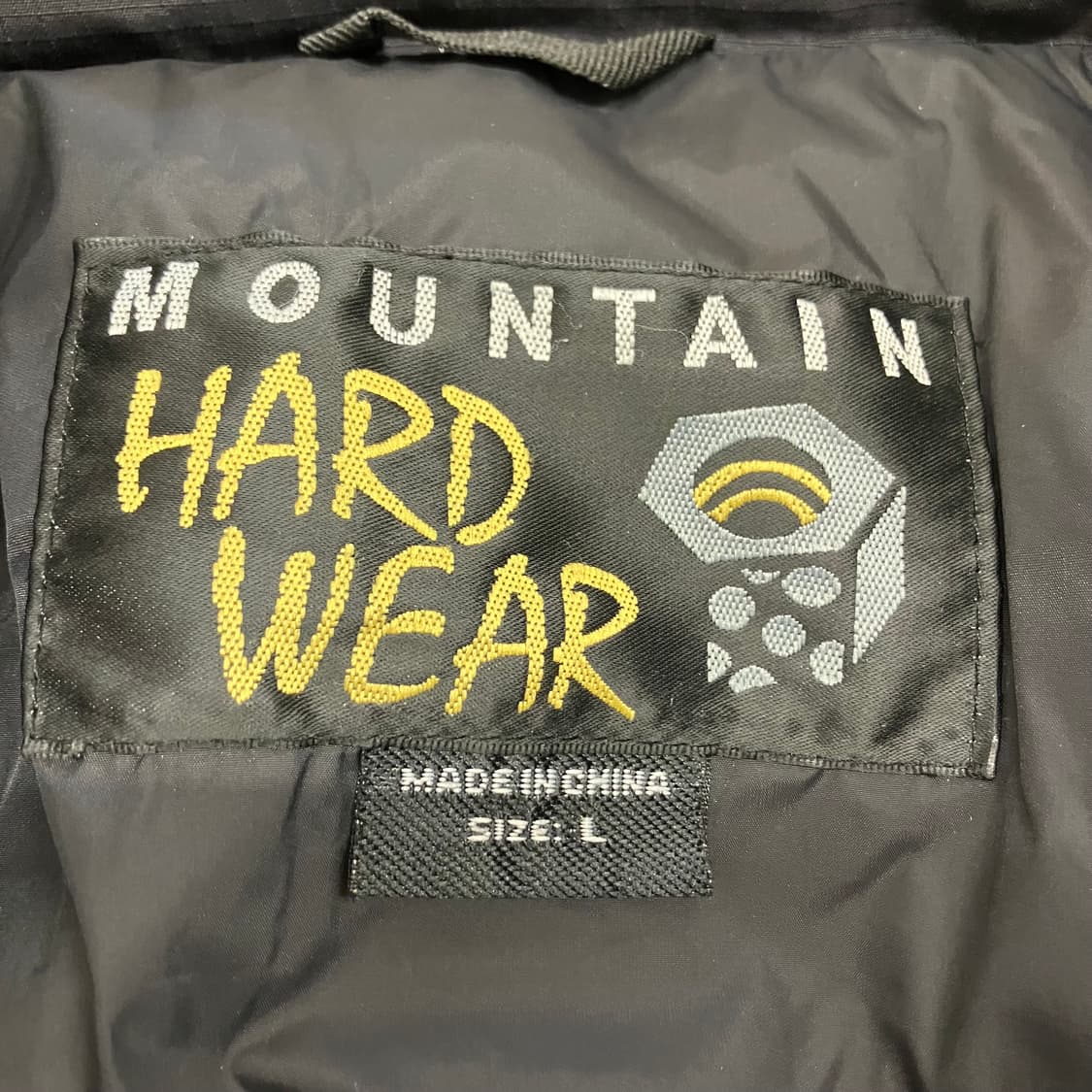 마운틴하드웨어 패딩 상품이미지3