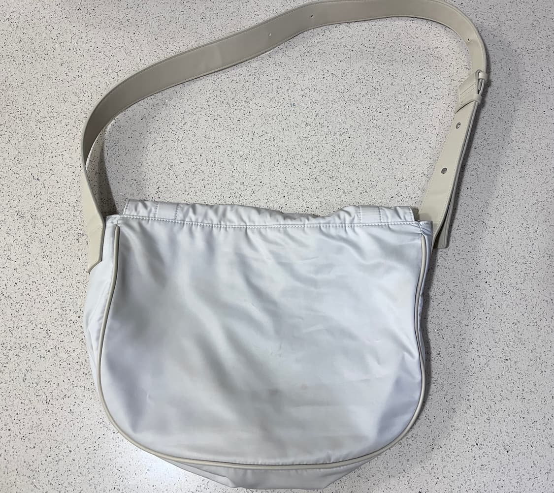 Matin Kim cross hobo bag  상품이미지2