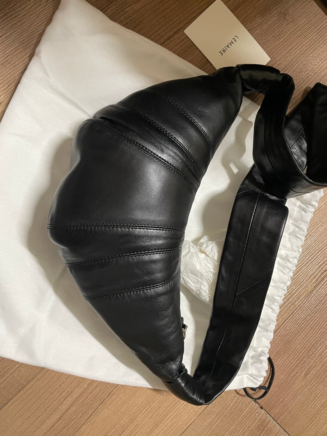 르메르 크루와상백 블랙 스몰  상품이미지3