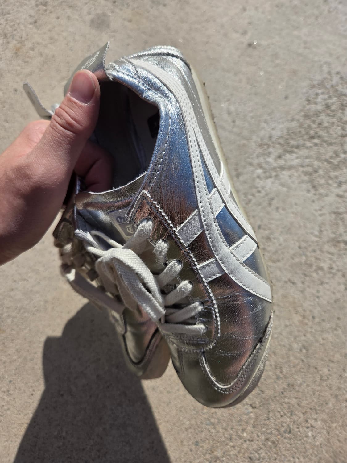 오니츠카 타이거 실버 스니커즈 245 상품이미지5