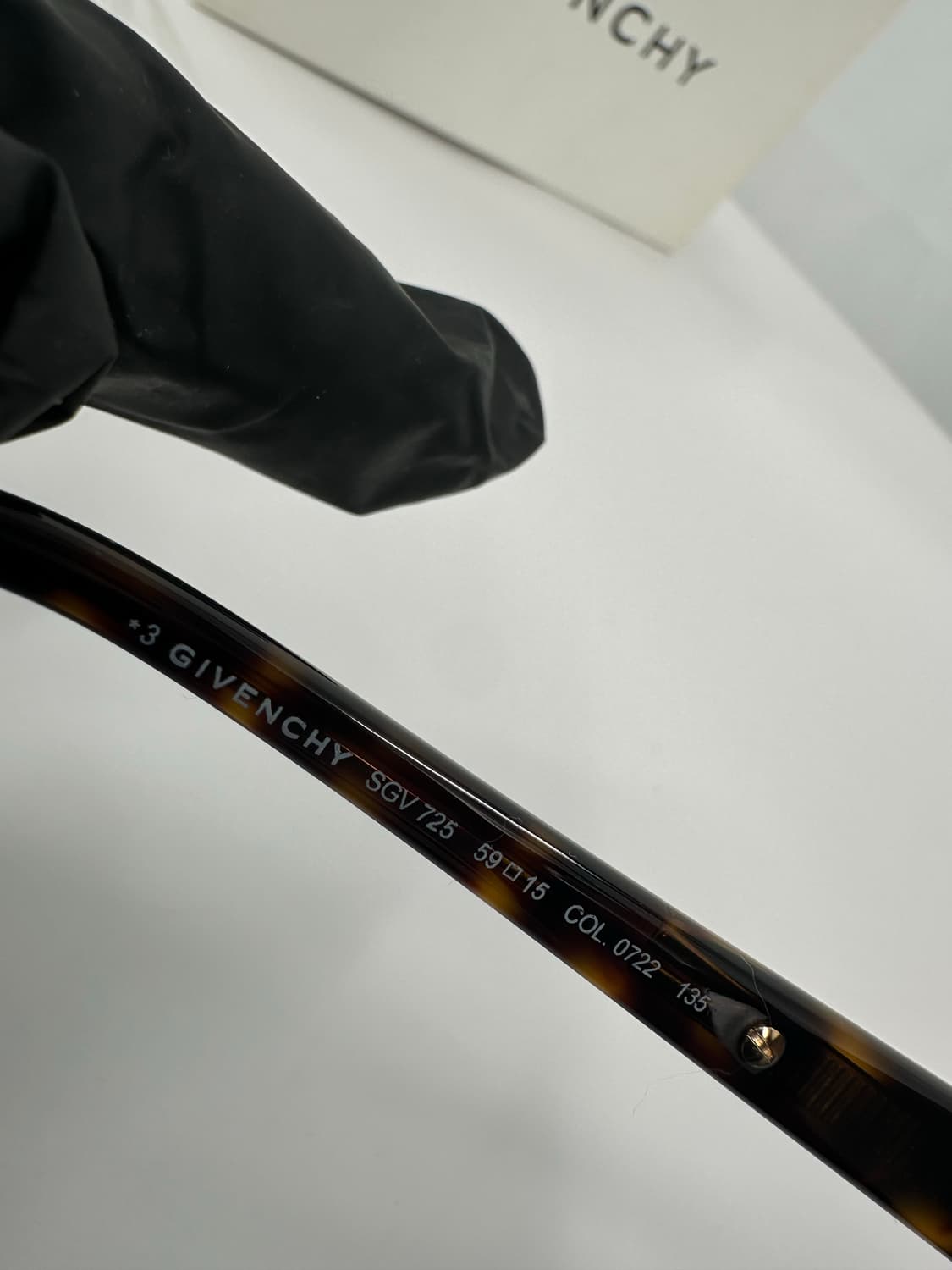 [새상품 무료배송] 정품 지방시 Made in Italy 선글라스 상품이미지9