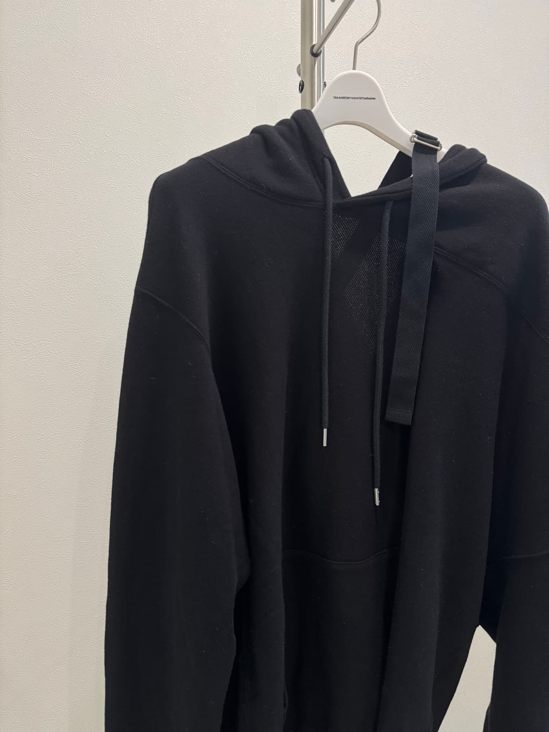 솔로이스트 23aw 드랍 숄더 후드 상품이미지6