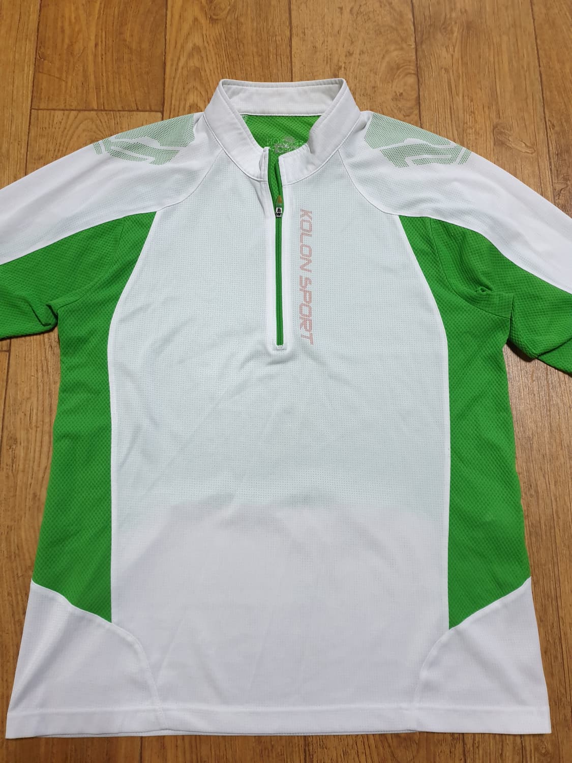 1112 코오롱 아웃도어 반집업 95 사이즈입니다 상품이미지1