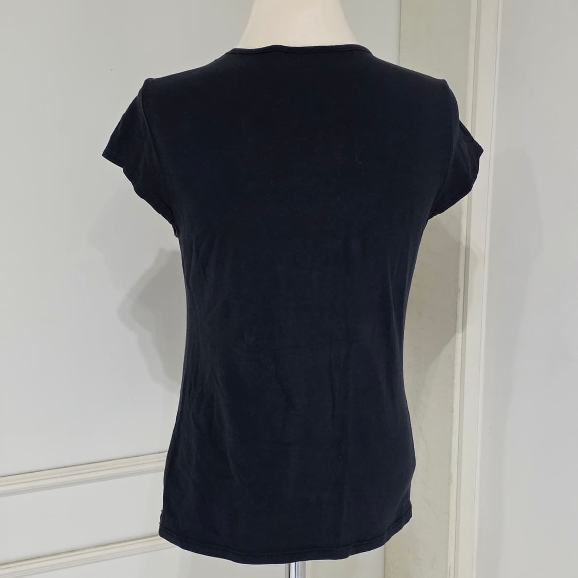 DKNY JEANS)뉴욕빈티지 블랙오네갸루st 대장스팽클 슬리브반팔티셔츠 상품이미지2