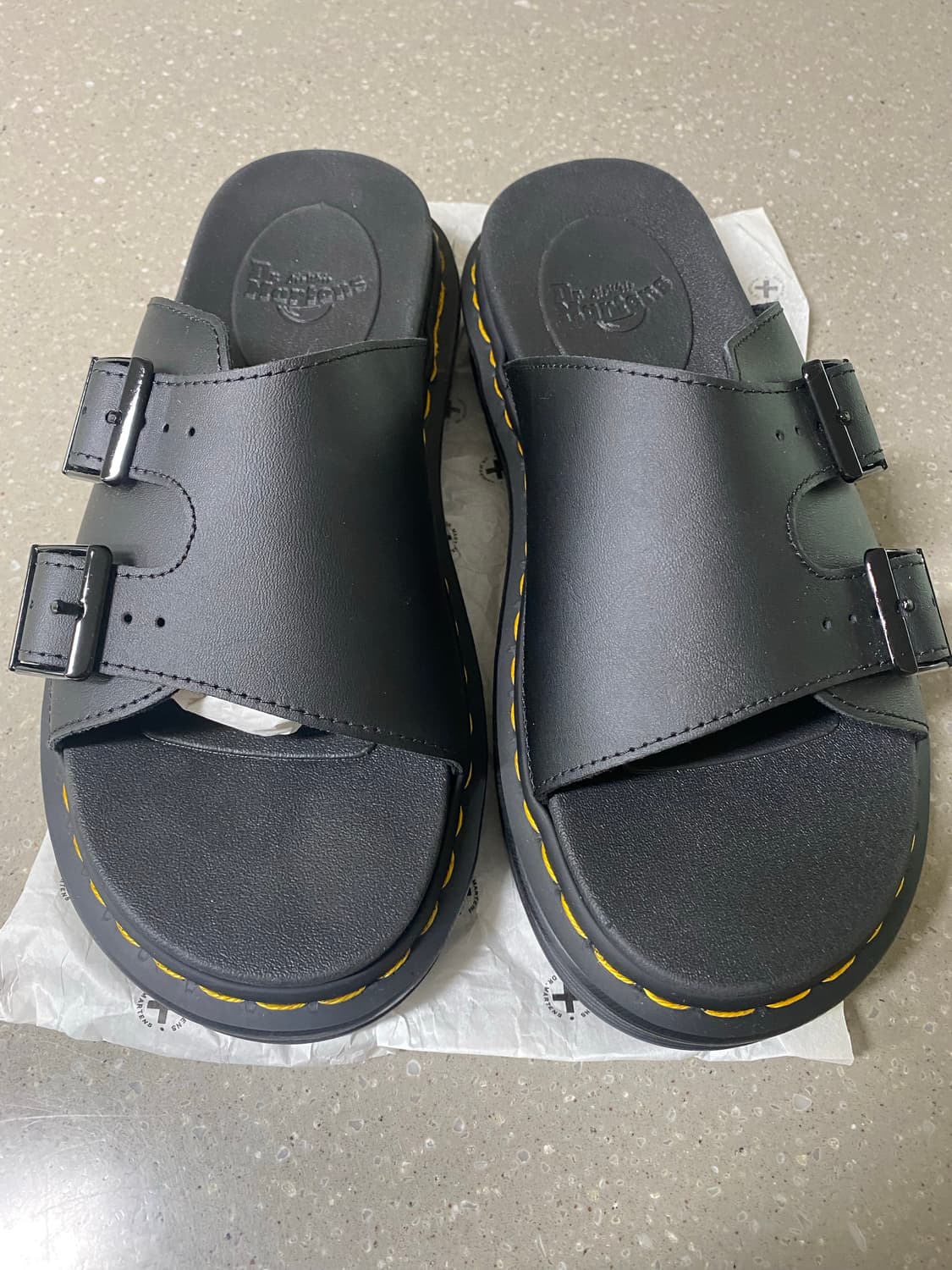 닥터마틴 - 닥스(DAX) 블랙 하이드로 슬리퍼 (새상품 250) 상품이미지1