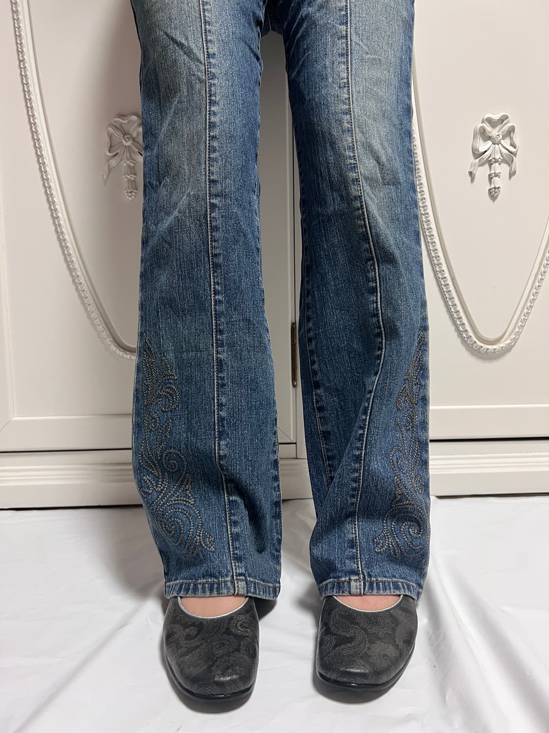 자수 워싱 데님 팬츠 상품이미지1