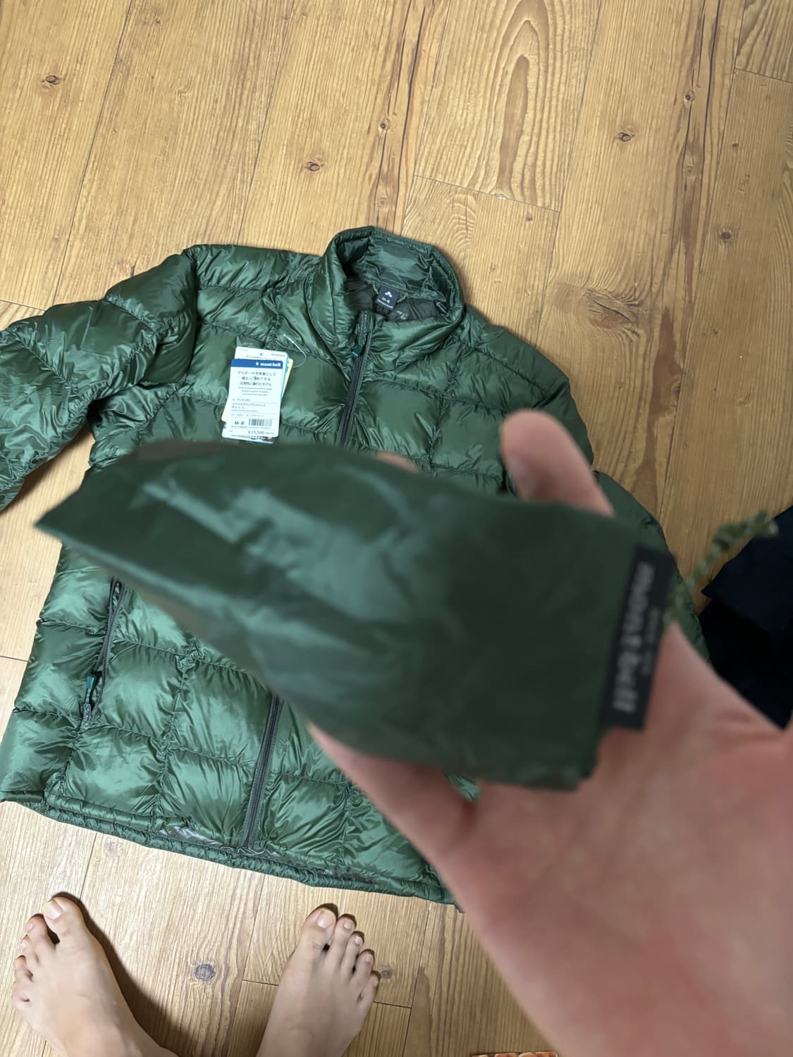 몽벨재팬 슈페리어 패딩 카키 m-r 상품이미지6