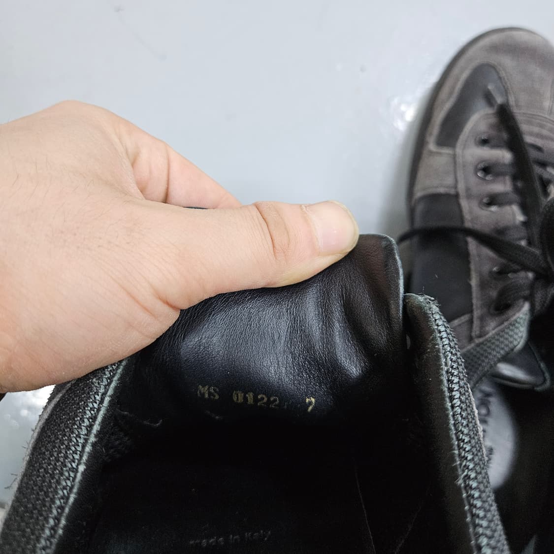 실측확인 루이비통 로우탑 스니커즈 0316Y 상품이미지7