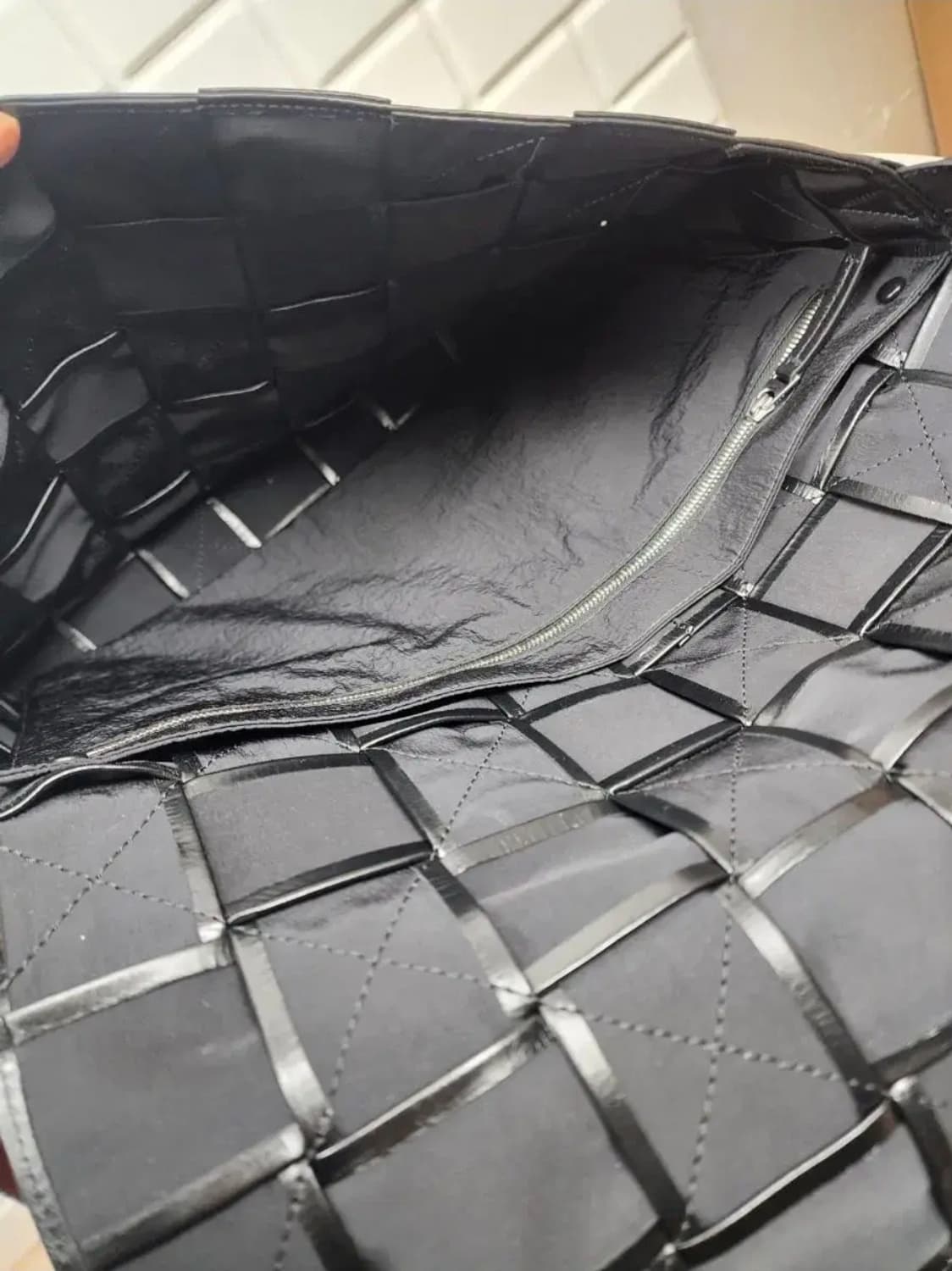 보테가베네타 맥시 카세트백 블랙 상품이미지7