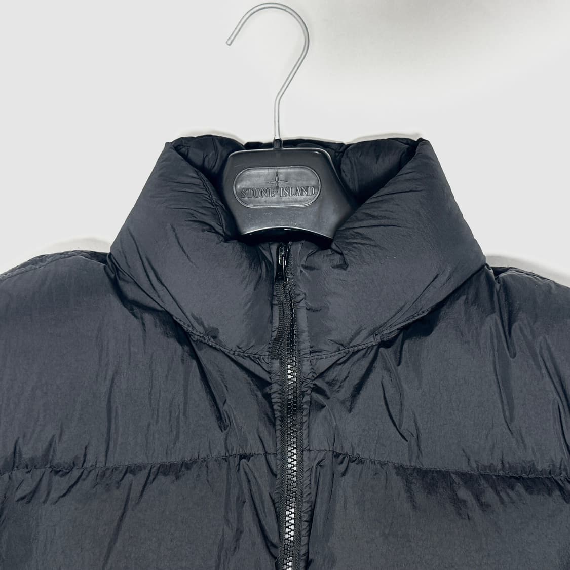 23FW 스톤아일랜드 클링클랩스 패딩 블랙 + 화이트와펜 상품이미지3