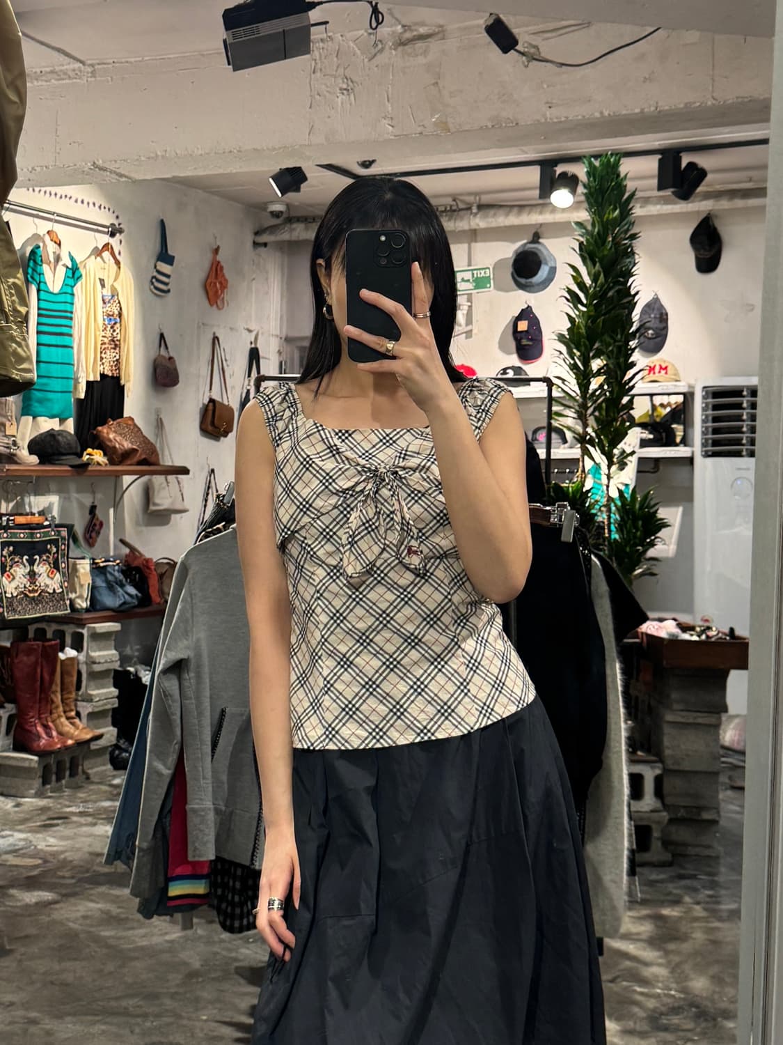 Burberry beige plaid sleeveles 상품이미지6