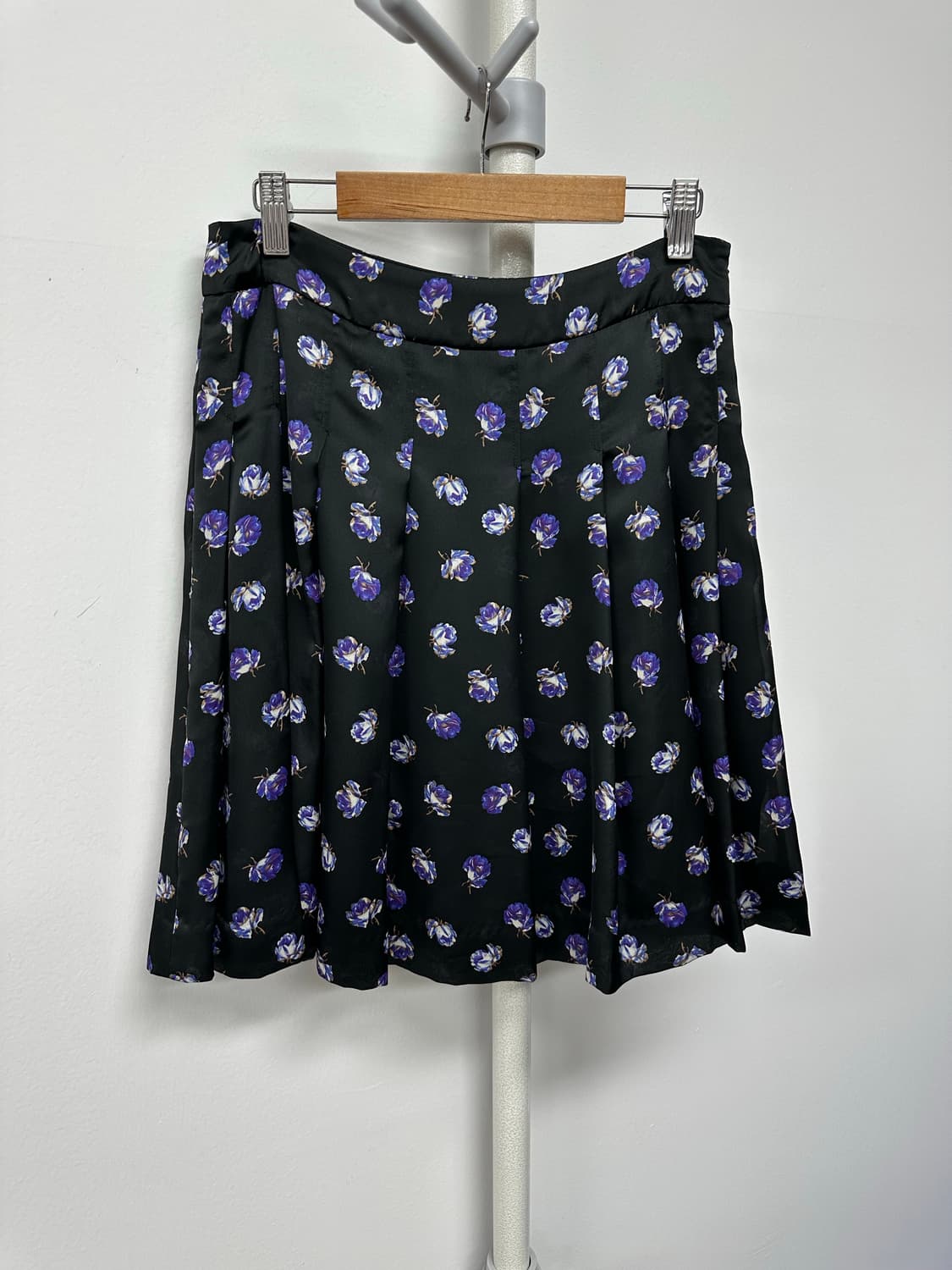 폴스미스 패턴 디자인 플레어 플리츠 스커트 상품이미지2