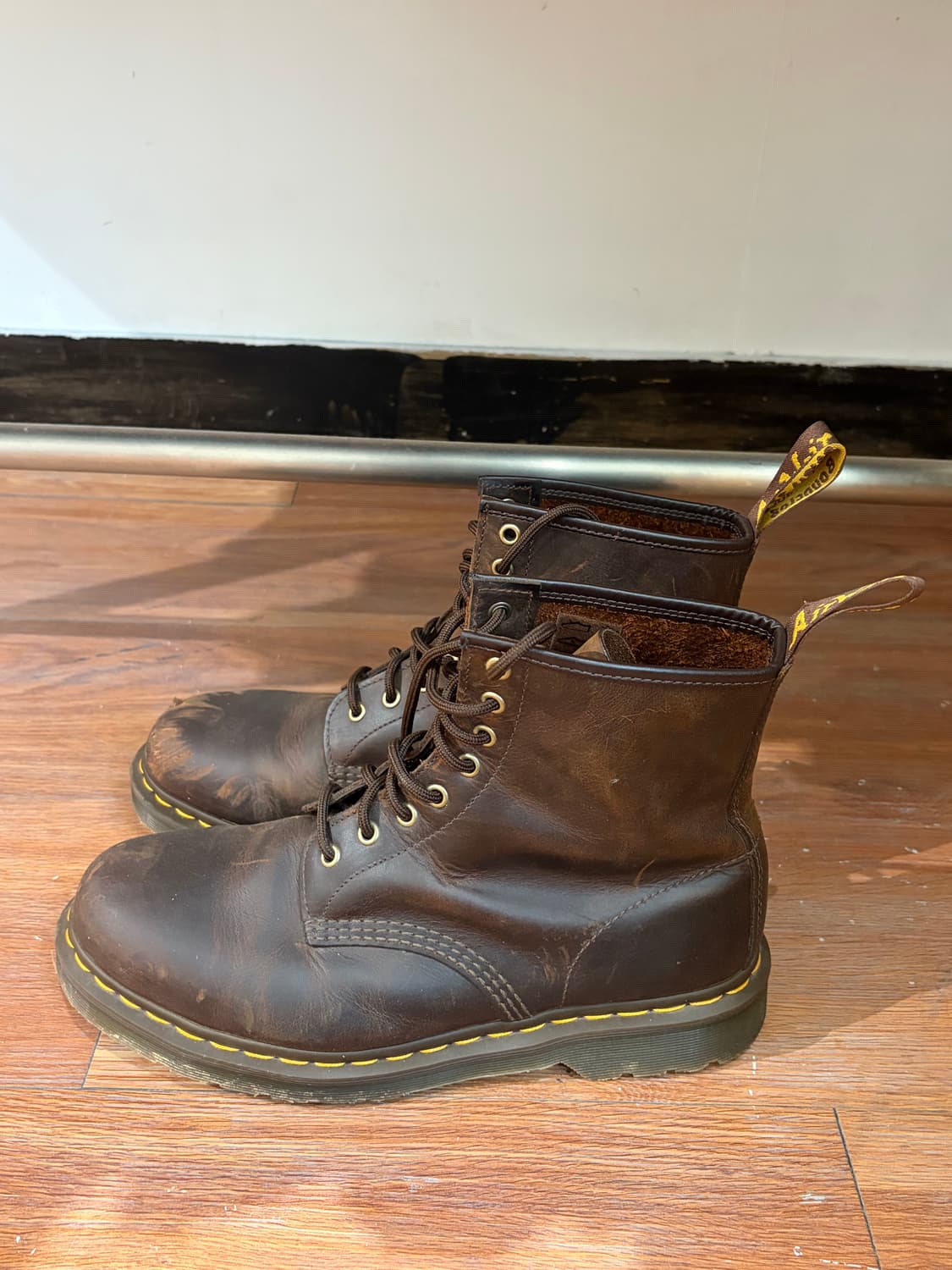 Dr. Martens 8홀 상품이미지2