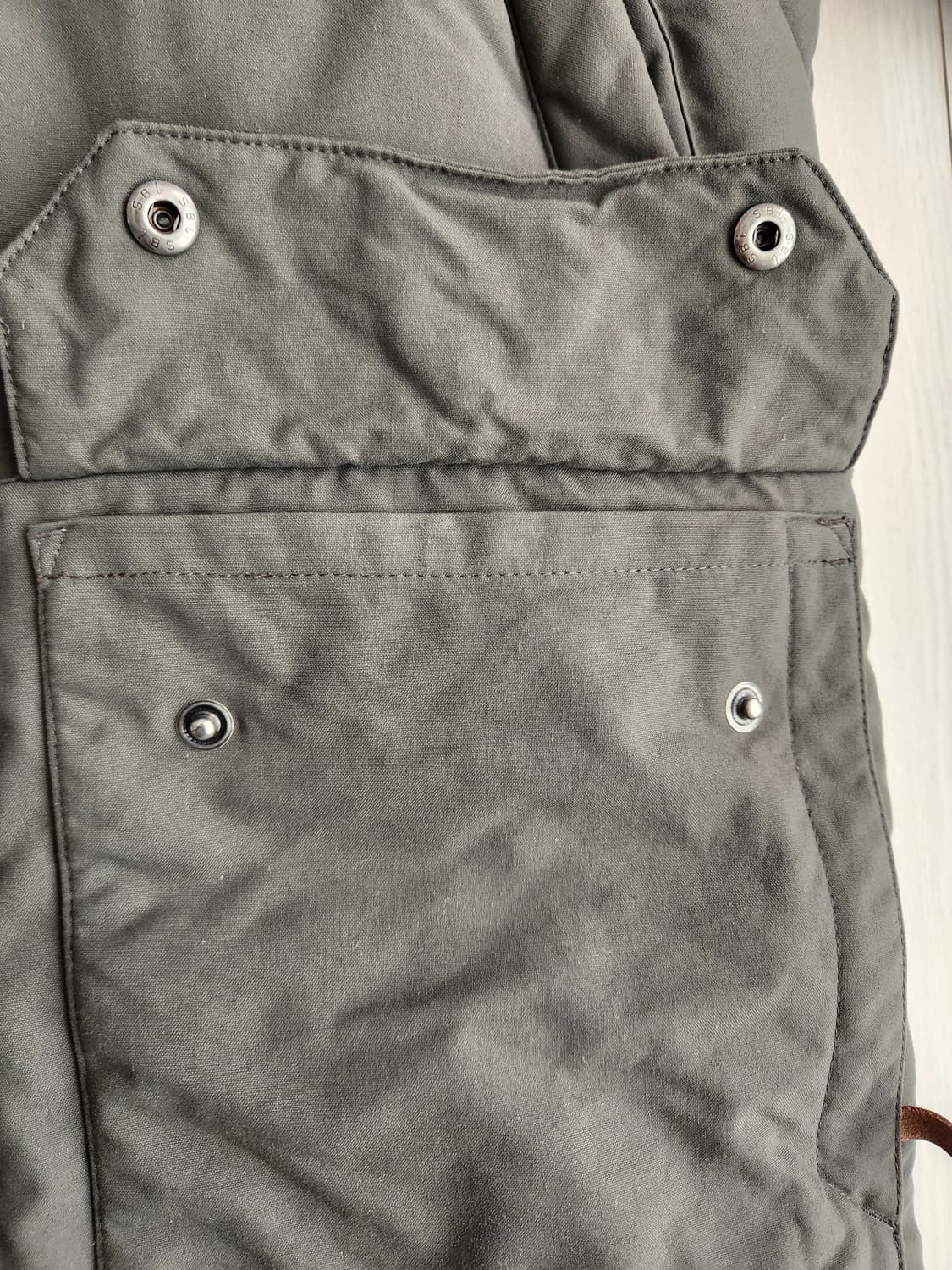 컬럼비아 엣 더 코티지 옴니히트 구스다운 패딩점퍼 사이즈M(마른L까지)
 상품이미지3