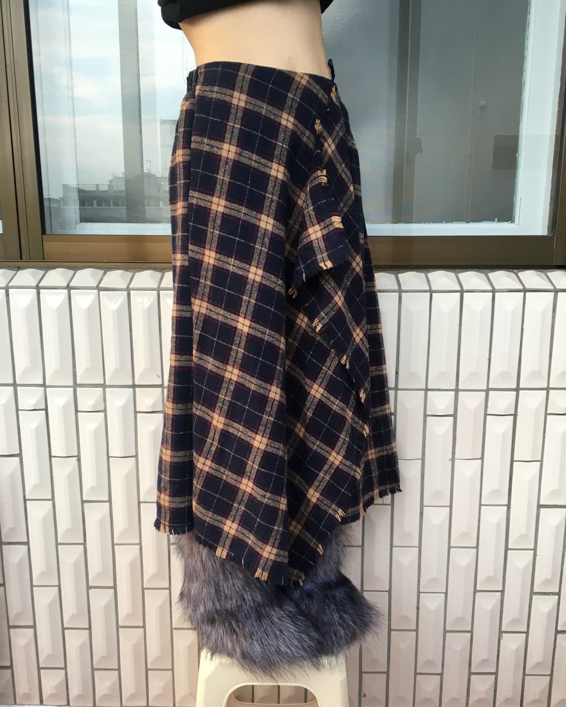 Drape point woolen check pattern skirt 상품이미지7